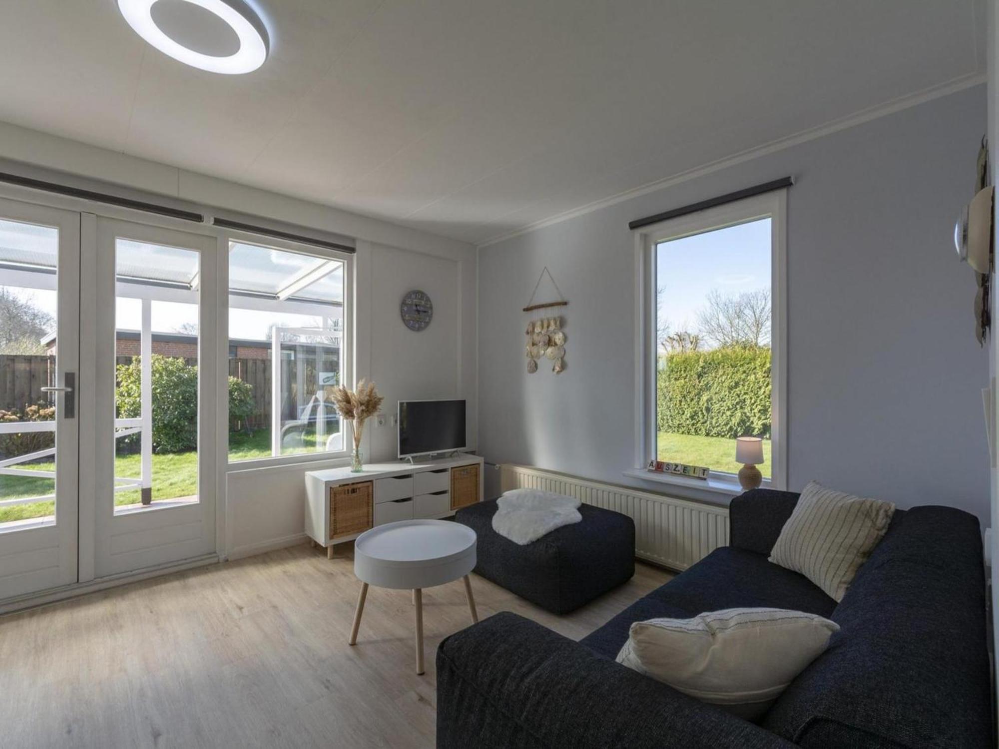 Modern Holiday Home With Large Garden Sint Maartensvlotbrug Exterior photo